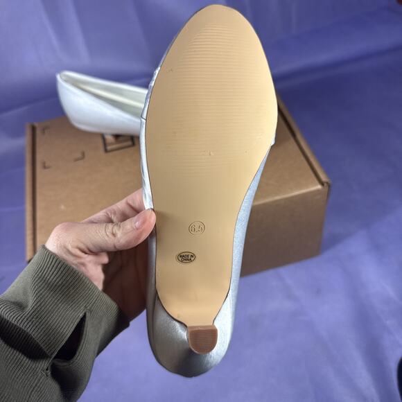 Women’s Bridal Shoes Elegant Park New Size 6.5 Silver Heels - Picture 4 of 6